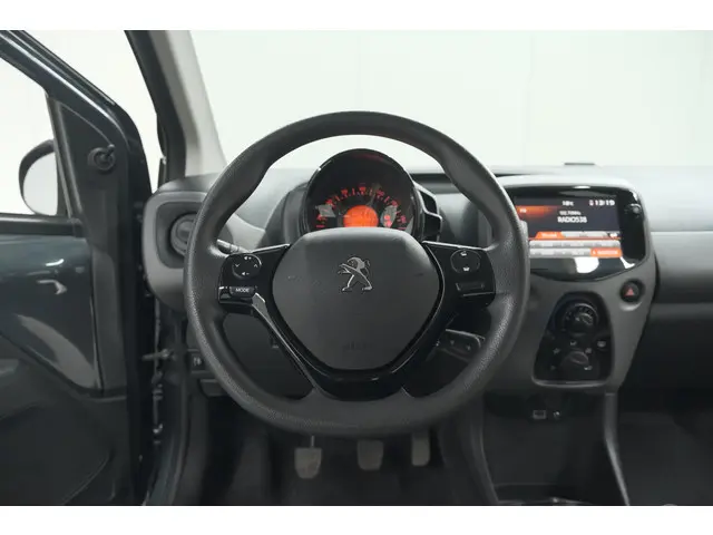 Peugeot 108 1.0 e-VTi Active 2019 Benzine 25