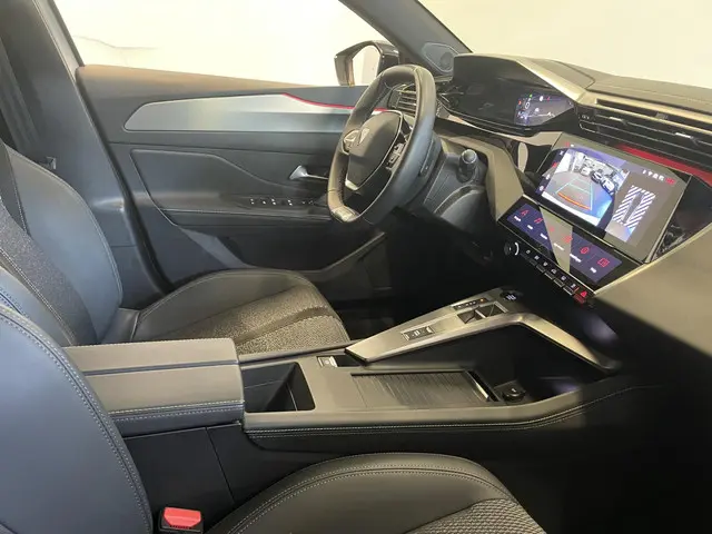 Peugeot 308 1.2 PureTech GT 2024 Benzine 13