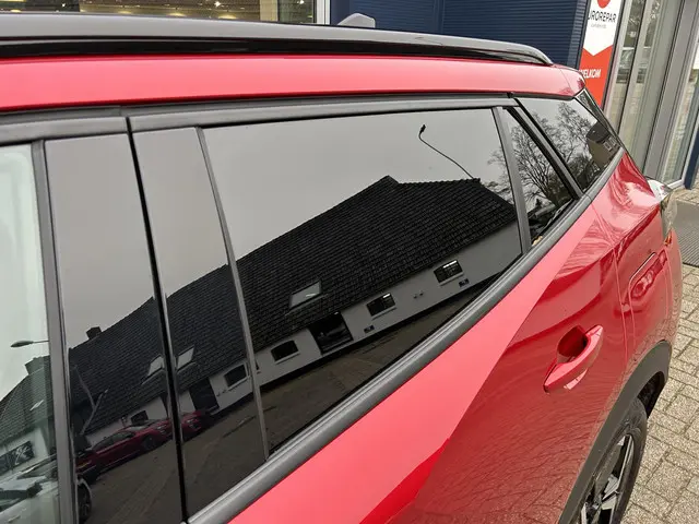 Peugeot 2008 1.2 Turbo 100 PK Allure 2024 Benzine 39