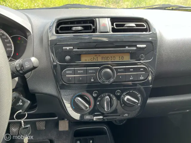 Mitsubishi Space Star 1.0 Cool+ 2020 Benzine 11