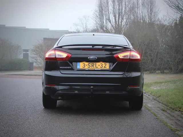 Ford Mondeo 1.6 EcoBoost Platinum 2013 Benzine 6