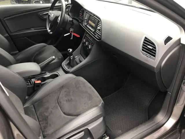 SEAT Leon 1.2 TSi Style Business 2017 Benzine 9