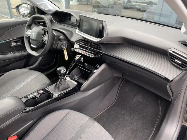 Peugeot 208 1.2 PureTech Allure Pack 2022 Benzine 23