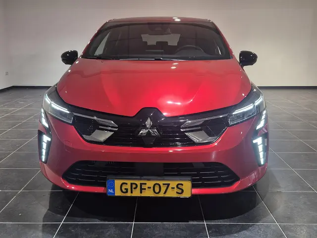 Mitsubishi Colt 1.0T Instyle 2024 Benzine 16