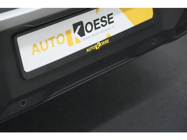 Peugeot 5008 1.2 Hybrid 136 GT 2024 Hybride Benzine 26