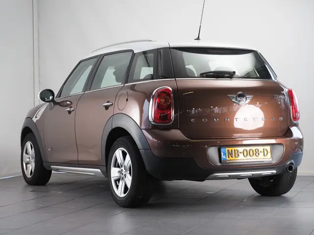 MINI Countryman Mini 1.6 Cooper ALL4 Chili 2016 Benzine 3