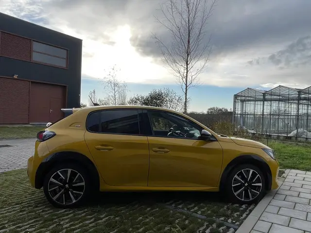 Peugeot 208 1.2 Turbo GT AUTOMAAT 2021 Benzine 5