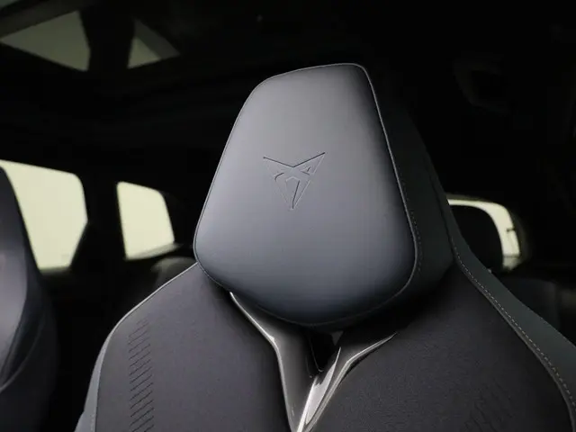 CUPRA Terramar 1.5TSI/150PK DSG Business 2025 Benzine 44