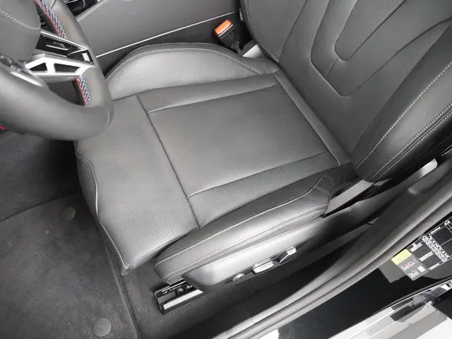 BMW M5 5-serie 2025 Hybride Benzine 13