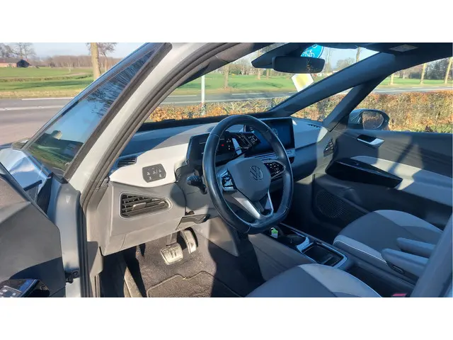 Volkswagen ID.3 Business 58 kWh 2020 Elektrisch 3