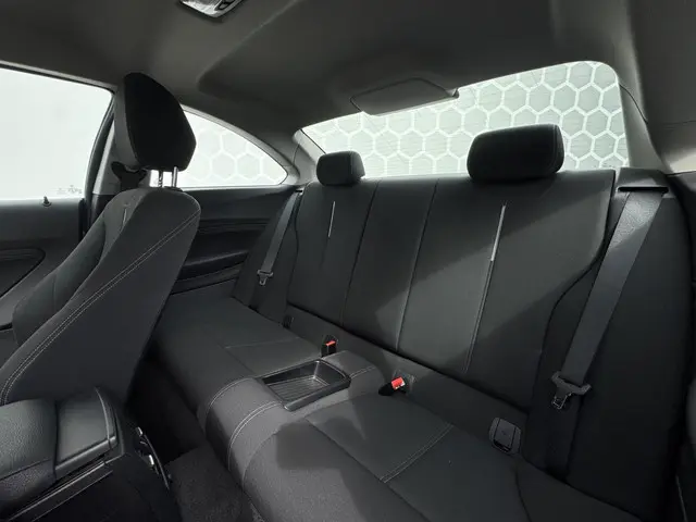 BMW 2 Serie Coupé 218i M Sport Trekhaak 2016 Benzine 7
