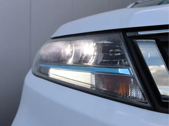 Suzuki Vitara 1.4 Boosterjet Style 2022 Hybride Benzine 8