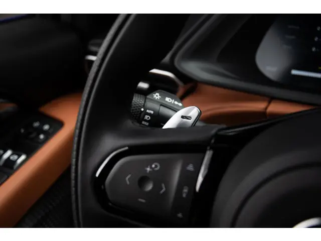 Lotus Emira Turbo SE 2025 Benzine 15