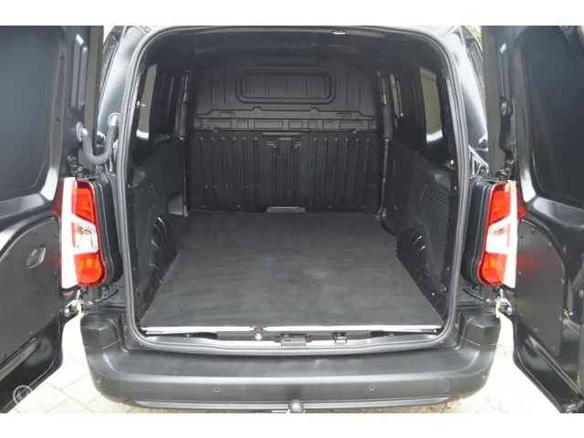 Opel Combo 1.5D L1H1 Edition 2020 Diesel 5