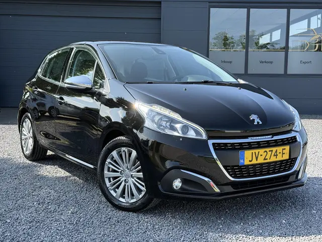 Peugeot 208 1.2 PureTech Allure 2016 Benzine 2