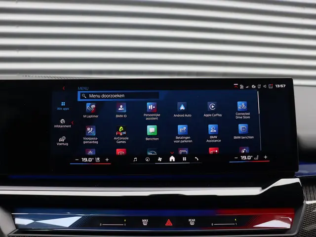 BMW M5 Touring 2025 Hybride Benzine 32