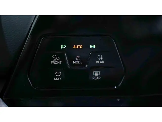 Volkswagen Golf 1.4 eHybrid Style 2022 Hybride Benzine 26