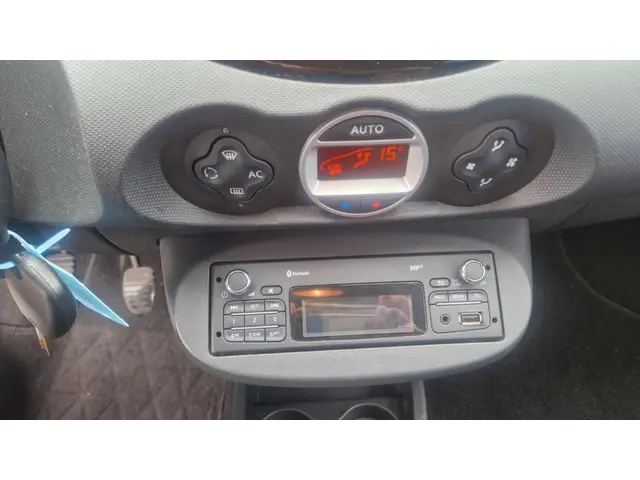 Renault Twingo 1.2 16V Dynamique 151672 Km. 2012 Benzine 8