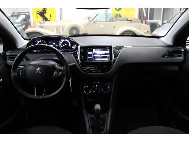 Peugeot 208 1.4 VTi Active 2012 Benzine 9