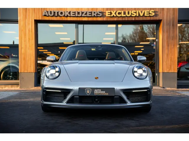 Porsche 911 3.0 Targa 4 GTS 2023 Benzine 3