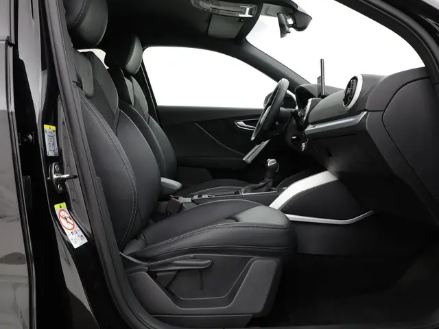 Audi Q2 35 TFSI 150pk S-tronic S Edition 2025 Benzine