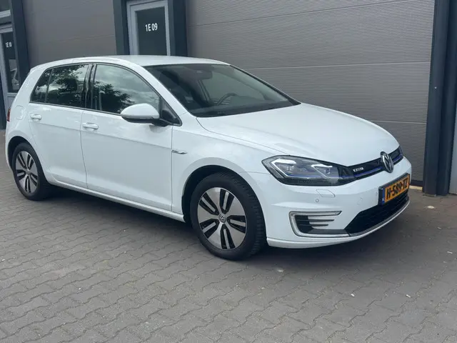 Volkswagen e-Golf E-DITION 2020 Elektrisch 2