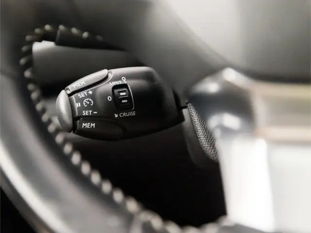Peugeot 308 1.2 PureTech Sport 2018 Benzine 22
