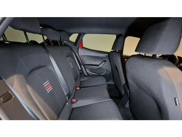 SEAT Ibiza 1.0 TSI FR Business Intense 2021 Benzine 6
