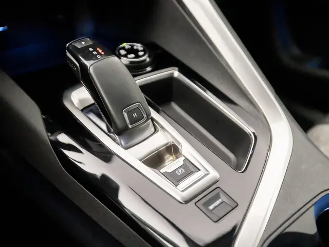 Peugeot 5008 1.2 PureTech Allure 2018 Benzine 11
