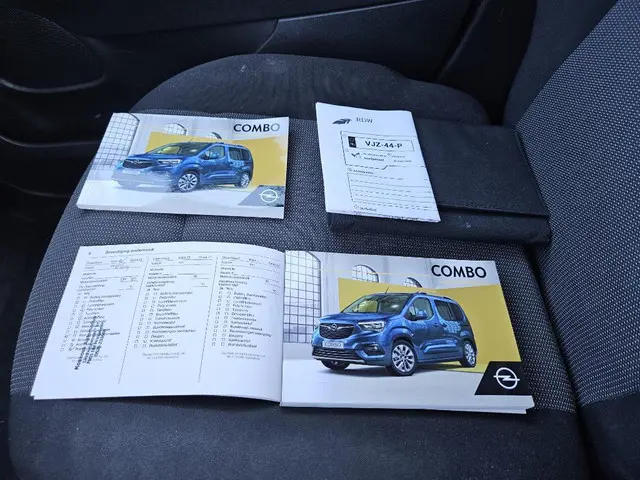 Opel Combo 1.5D L2H1 Edition 2021 Diesel 39
