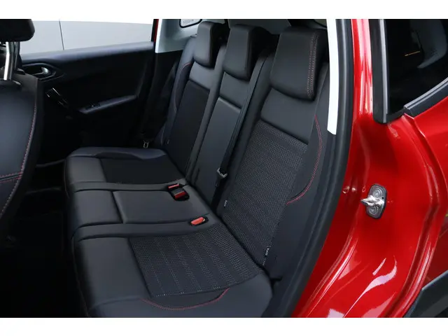 Peugeot 2008 1.2 PureTech GT-line 2018 Benzine 14