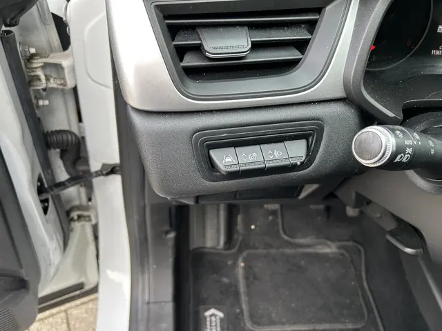 Renault Captur 1.0 TCe 90 Business Zen 2021 Benzine 13