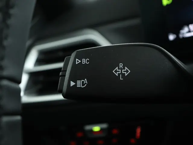 BMW 3 Serie Touring 330e xDrive 2025 Hybride Benzine 21