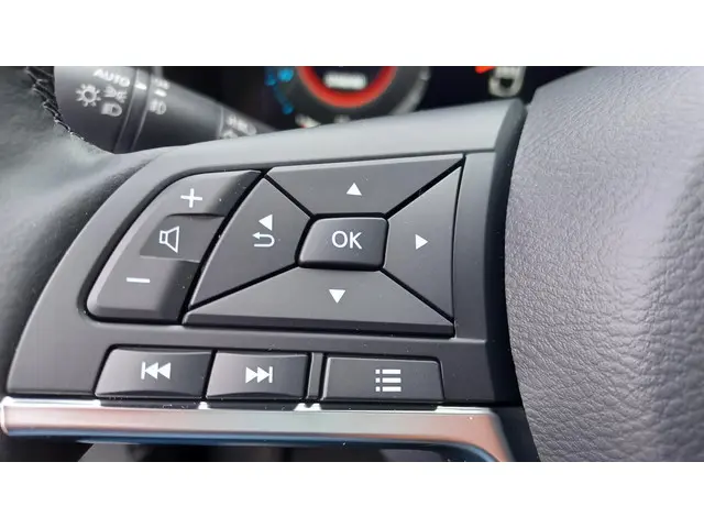 Nissan Juke 1.6 Hybrid 143 N-Design 2024 Hybride Benzine 16