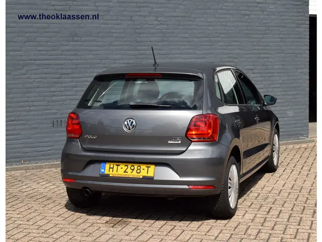 Volkswagen Polo 1.2 TSI Comfortline 2016 Benzine 6
