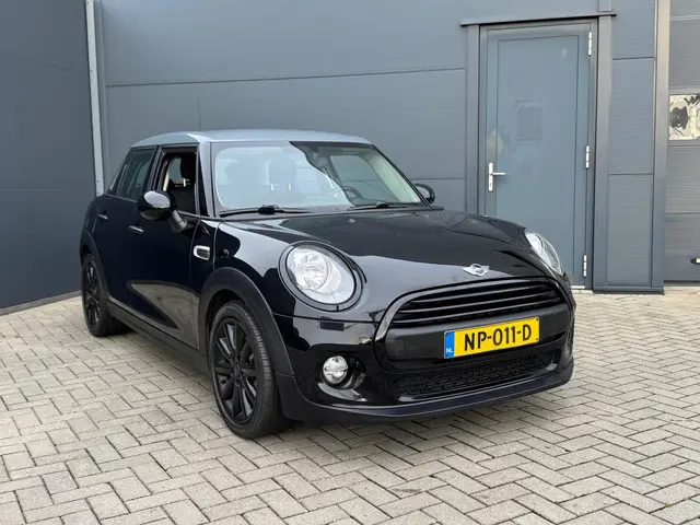 MINI Cooper 3