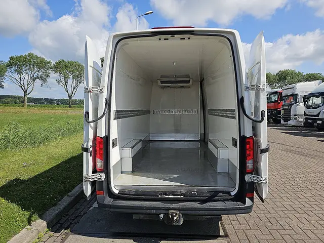 Volkswagen Crafter 35 2.0 2017 Diesel 12