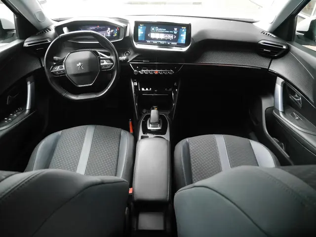 Peugeot e-2008 EV Allure 50 kWh 2020 Elektrisch 7