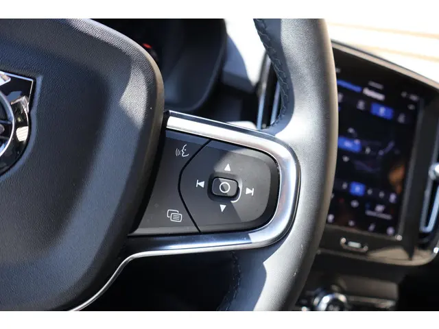 Volvo C40 Recharge Plus 69 kWh 2023 Elektrisch 36