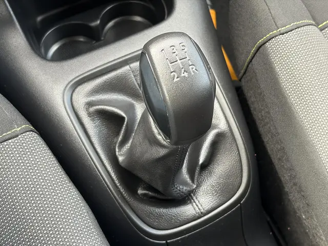 Citroën C3 1.2 PureTech Feel Edition 2017 Benzine 25