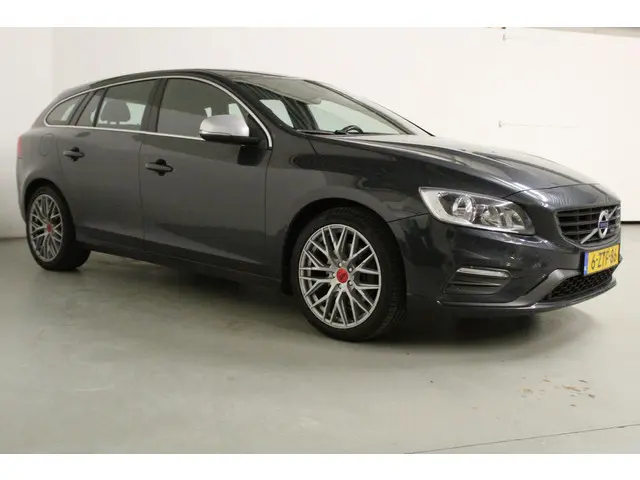 Volvo V60 2