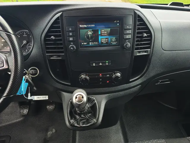 Mercedes-Benz Vito 116 CDI L3 H1 2023 Diesel 14