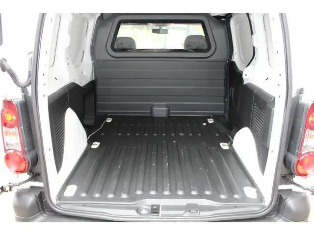 Peugeot Partner 120 1.6 HDi 75 L1 XR 2016 Diesel 10