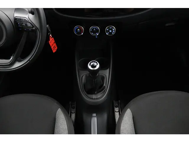 Toyota Aygo X 1.0 VVT-i MT Play 2025 Benzine 23