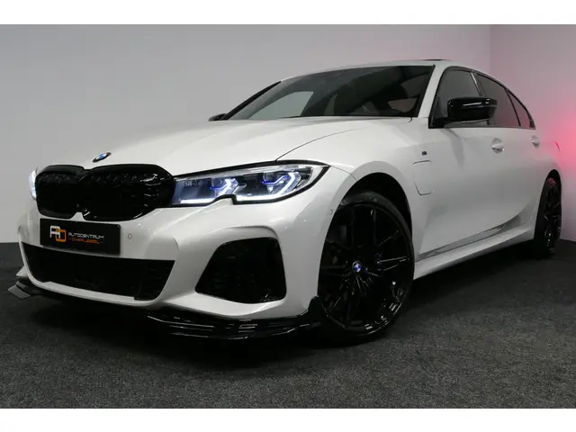 BMW 3 Serie 330e M Sport 2020 Hybride Benzine 3