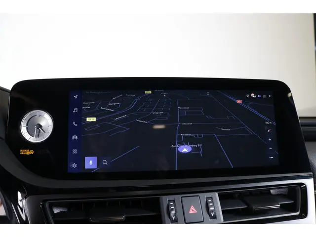 Lexus ES 300h 35th Edition 2026 Hybride Benzine 19