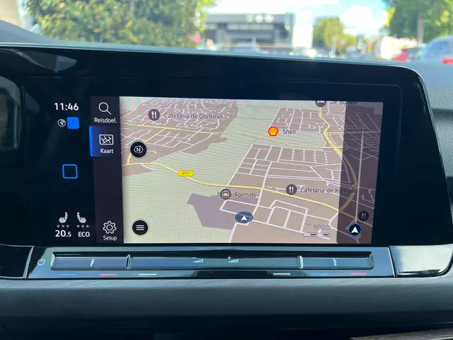 Volkswagen Golf 1.4 eHybrid Style 2021 Hybride Benzine 19
