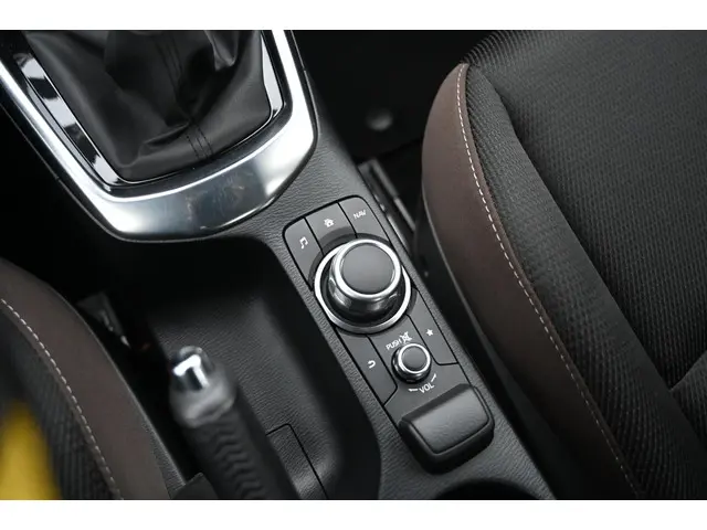 Mazda 2 Skyactiv-G 75 6MT Comfort 2021 Benzine 27