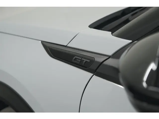 Peugeot 2008 PureTech 130 EAT8 GT 2024 Benzine 20