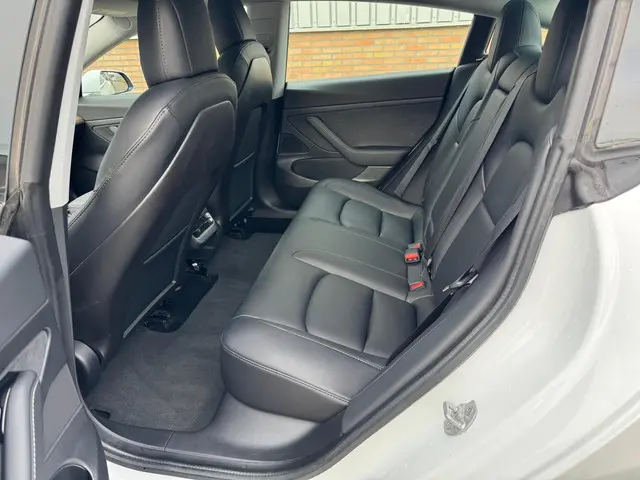 Tesla Model 3 Standard RWD Plus 89% SoH 2020 Elektrisch 13